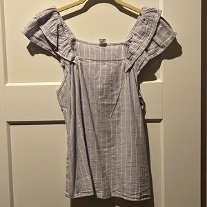 Old Navy summer top with ruffle short sleeve